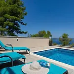 Antonia By Guide Villa Blato (Korcula)