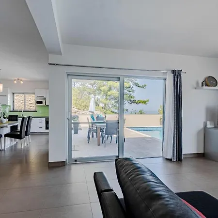 Villa Antonia By Guide *